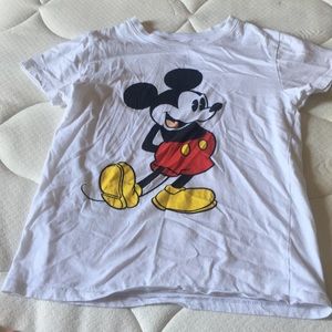 white Mickey Mouse short sleeve shirt
